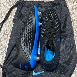 Nike tiempo club 8 SG cleats